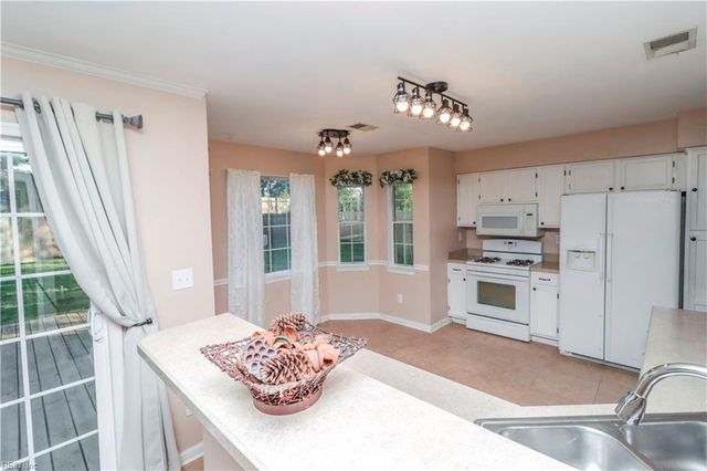 5905 Senators CT, Virginia Beach, VA 23464