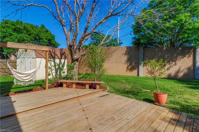 5905 Senators CT, Virginia Beach, VA 23464