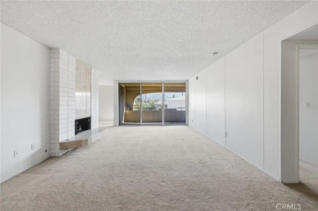 5330 Lindley Avenue 305, Encino, CA 91316