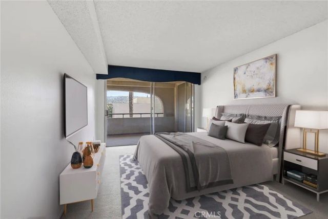 5330 Lindley Avenue 305, Encino, CA 91316