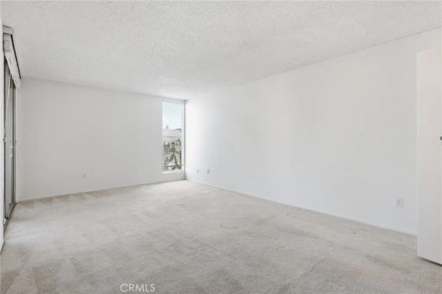 5330 Lindley Avenue 305, Encino, CA 91316