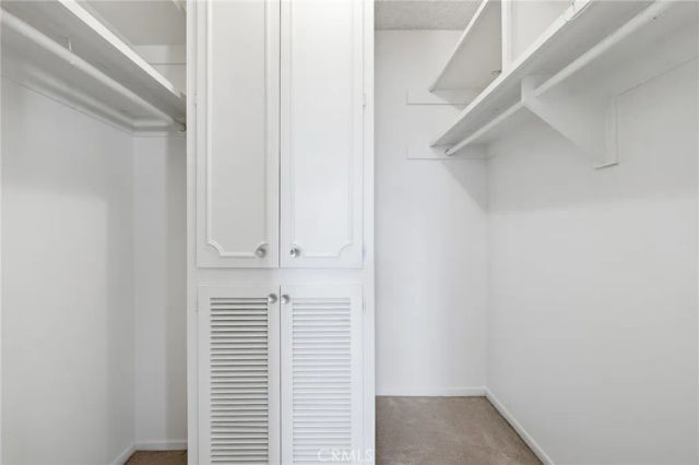 5330 Lindley Avenue 305, Encino, CA 91316