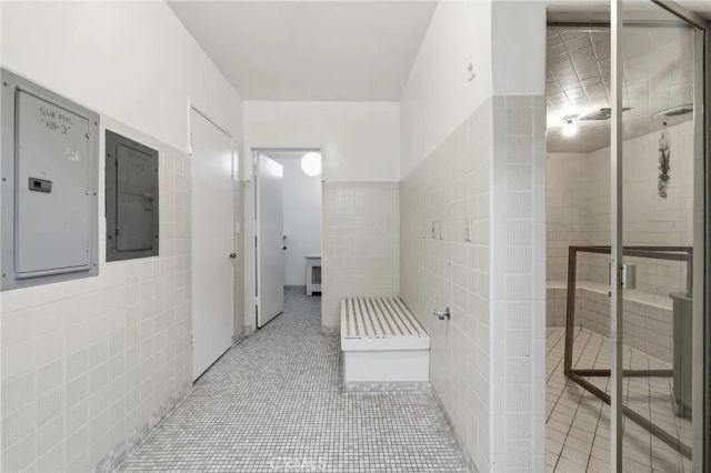 5330 Lindley Avenue 305, Encino, CA 91316