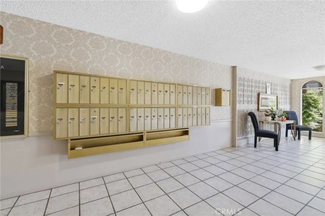 5330 Lindley Avenue 305, Encino, CA 91316