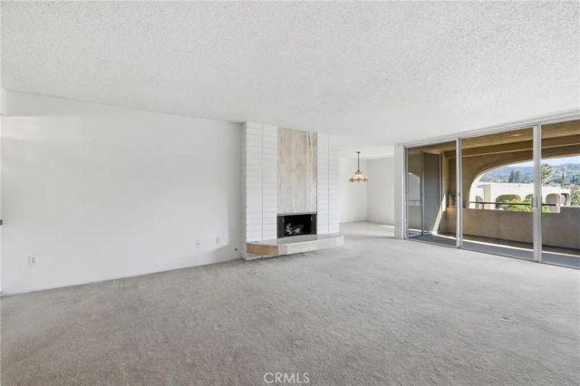 5330 Lindley Avenue 305, Encino, CA 91316