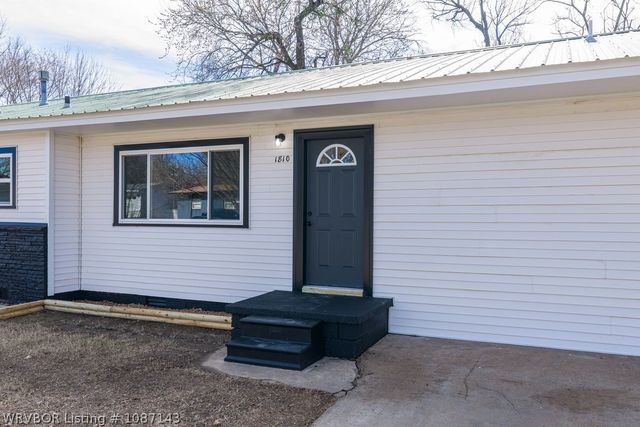 1810 Waco Street, Fort Smith, AR 72901