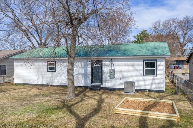 1810 Waco Street, Fort Smith, AR 72901