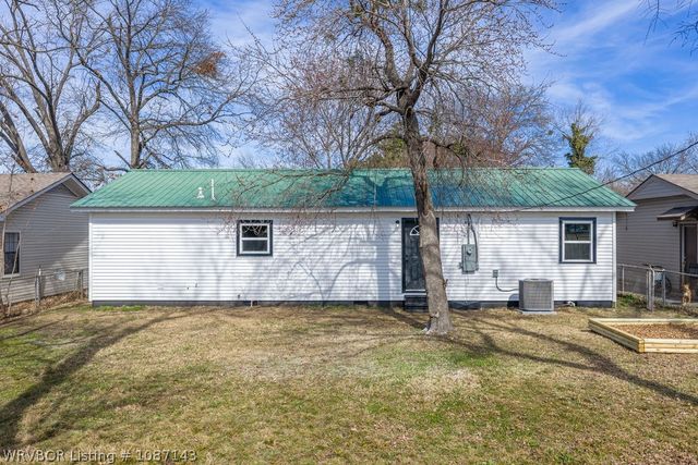 1810 Waco Street, Fort Smith, AR 72901