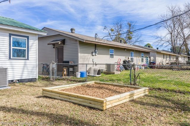 1810 Waco Street, Fort Smith, AR 72901