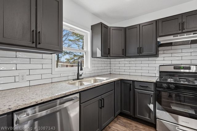 1810 Waco Street, Fort Smith, AR 72901