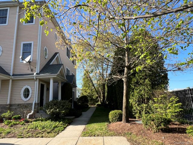 1311 Half Moon Bay Drive, Croton-on-hudson, NY 10520