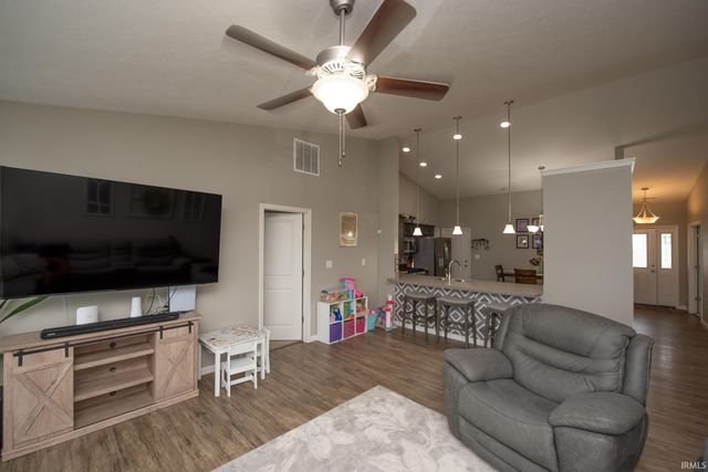 6208 Silvercreek Drive, West Lafayette, IN 47906