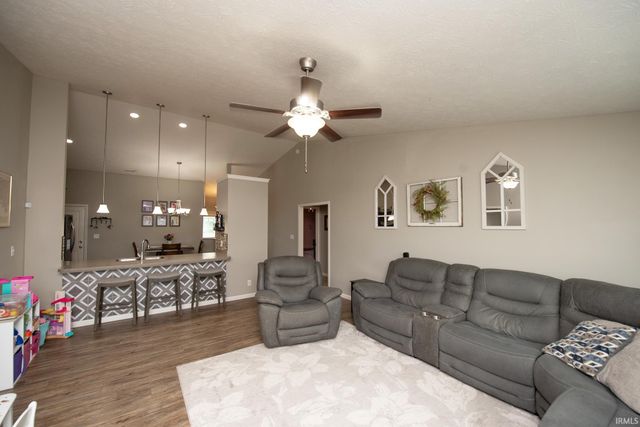 6208 Silvercreek Drive, West Lafayette, IN 47906