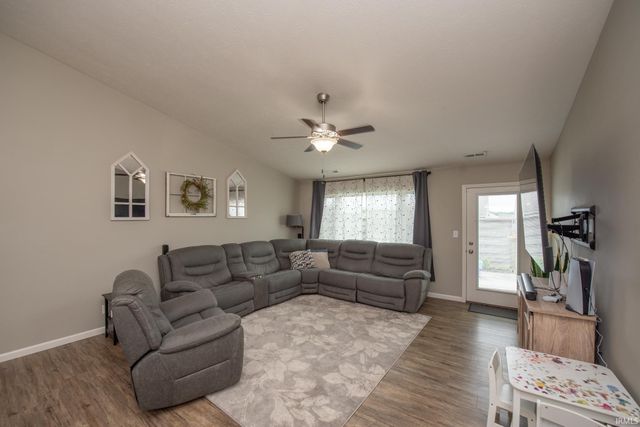6208 Silvercreek Drive, West Lafayette, IN 47906
