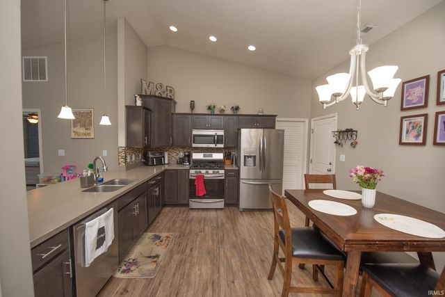 6208 Silvercreek Drive, West Lafayette, IN 47906