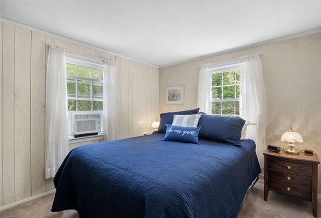 142 Bald Eagle Rd, Weymouth, MA 02190