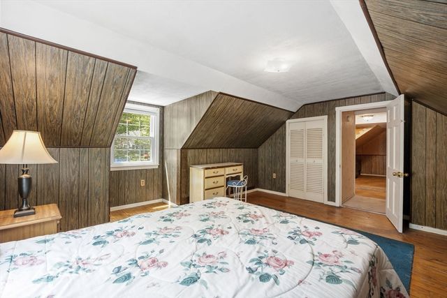 142 Bald Eagle Rd, Weymouth, MA 02190