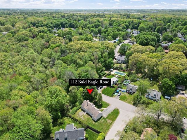 142 Bald Eagle Rd, Weymouth, MA 02190