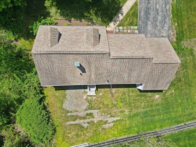 142 Bald Eagle Rd, Weymouth, MA 02190