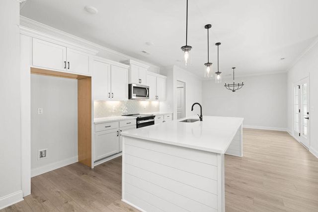 11536 Herons Haven Drive 70, Soddy Daisy, TN 37379