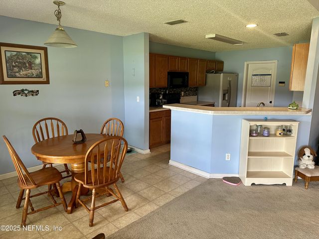 1715 SAW LAKE Drive, Middleburg, FL 32068