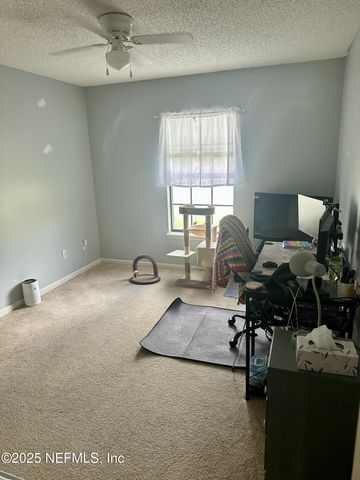 1715 SAW LAKE Drive, Middleburg, FL 32068