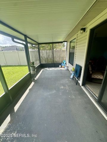 1715 SAW LAKE Drive, Middleburg, FL 32068