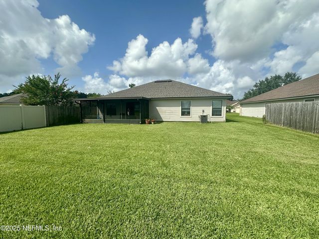 1715 SAW LAKE Drive, Middleburg, FL 32068