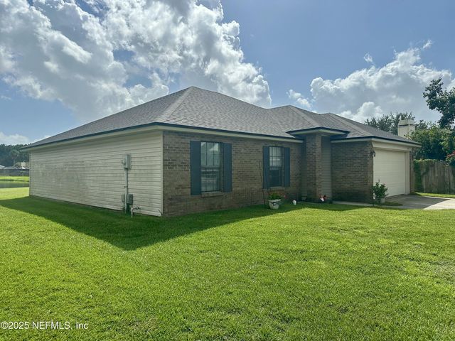 1715 SAW LAKE Drive, Middleburg, FL 32068