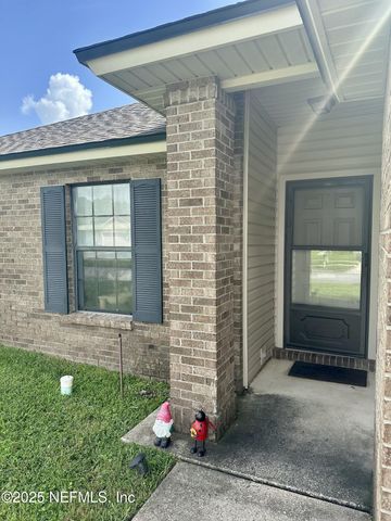 1715 SAW LAKE Drive, Middleburg, FL 32068