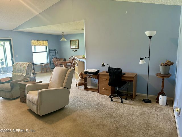 1715 SAW LAKE Drive, Middleburg, FL 32068