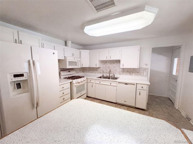 5667 Johnson Street, Arvada, CO 80002