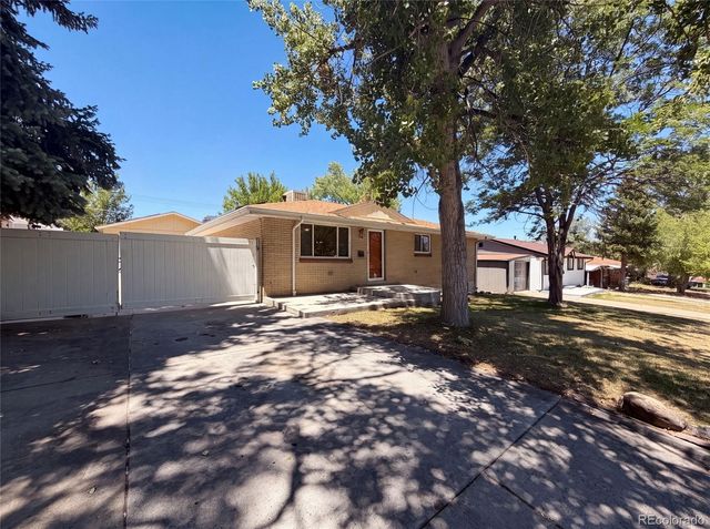 5667 Johnson Street, Arvada, CO 80002