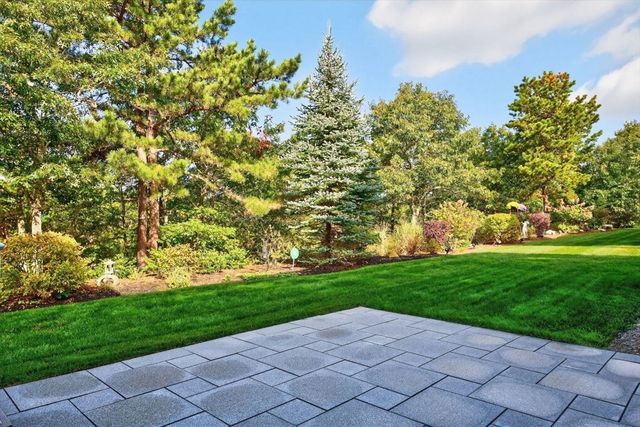 38 Skipping Stone, Plymouth, MA 02360