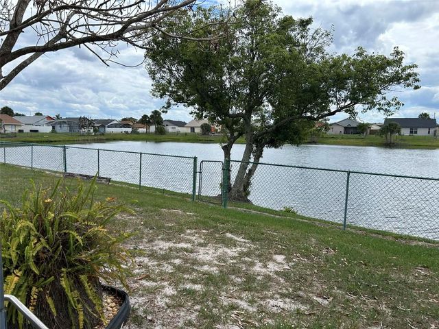 3155 SMOKE SIGNAL CIRCLE, Kissimmee, FL 34746