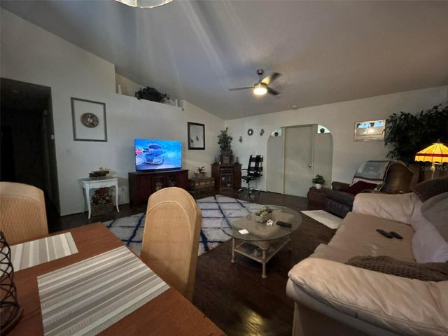 3155 SMOKE SIGNAL CIRCLE, Kissimmee, FL 34746