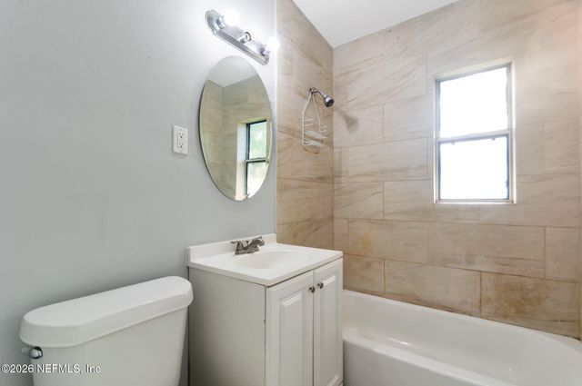 6109 STRAWFLOWER Place, Jacksonville, FL 32209