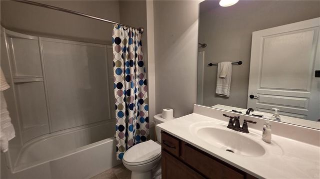 225 Windsor Park Drive, Woodstock, GA 30188