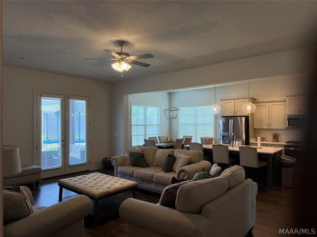 9353 Crescent Lodge Circle, Pike Road, AL 36064