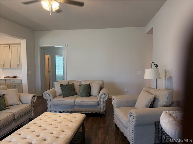 9353 Crescent Lodge Circle, Pike Road, AL 36064