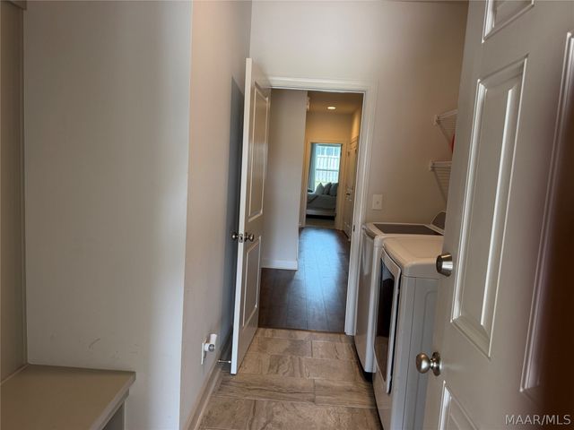 9353 Crescent Lodge Circle, Pike Road, AL 36064