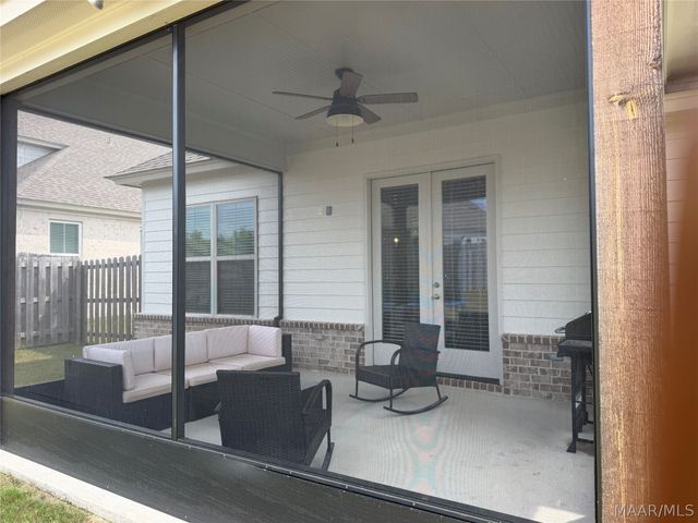 9353 Crescent Lodge Circle, Pike Road, AL 36064