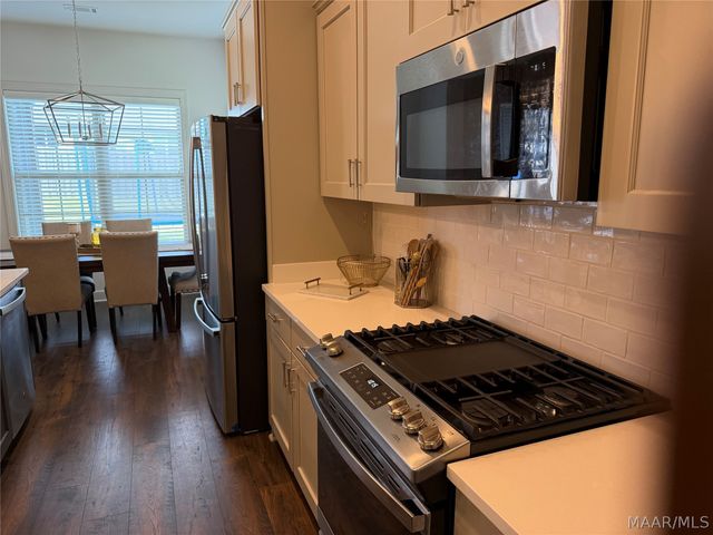 9353 Crescent Lodge Circle, Pike Road, AL 36064