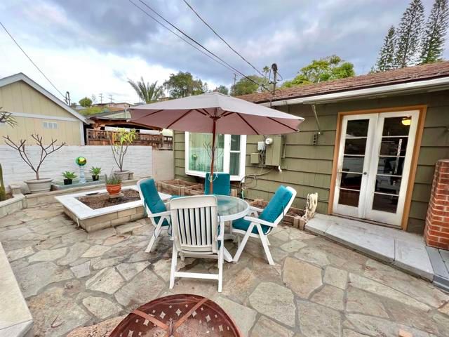 4472 REVILLO Drive, San Diego, CA 92115