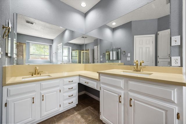 301 Andre Drive, Irving, TX 75063