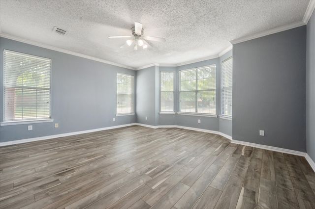 301 Andre Drive, Irving, TX 75063