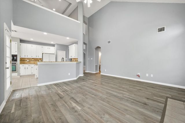 301 Andre Drive, Irving, TX 75063