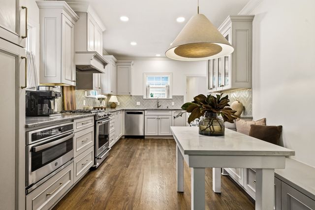 5451 Merrimac Avenue, Dallas, TX 75206