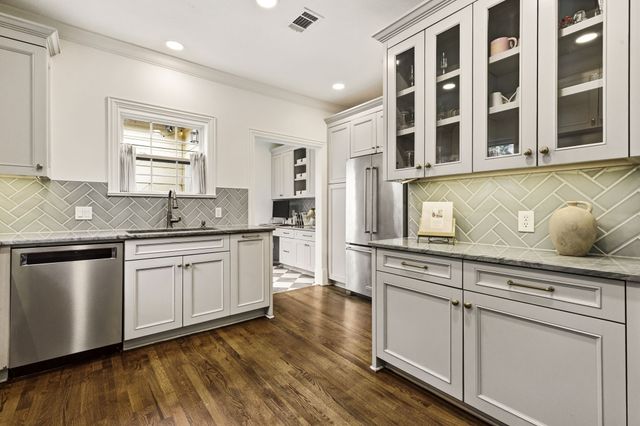 5451 Merrimac Avenue, Dallas, TX 75206