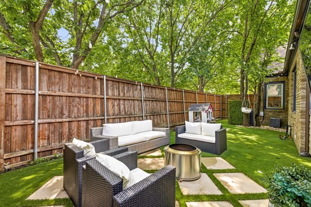 5451 Merrimac Avenue, Dallas, TX 75206